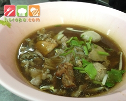 Review: ก๋วยเตี๋ยวเนื้อวัฒนาพานิช เอกมัย 18