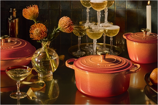 Le Creuset (เลอ ครูเซ) ฉลองครบรอบ 100 ปี  พร้อมเปิดตัวรุ่นลิมิเต็ดอิดิชั่น ที่มาในเฉดสีพิเศษแบบกลิตเตอร์