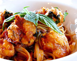 ดินเนอร์ 4 คอร์สฉลองปีใหม่ ชมทะเล ขุนเขา และพลุไฟ       ที่โรงแรมดูนน์ หัวหิน