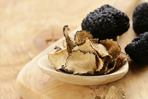 สุดยอดวัตถุดิบเลอค่าประจำฤดูกาล ณ ห้องอาหารไฟร์เพลส กริลล์ แอนด์ บาร์