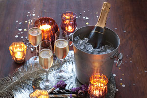 เฉลิมฉลองเข้าสู่ปี 2560 ดินเนอร์เคาท์ดาวน์ริมแม่น้ำเจ้าพระยา  เติมเต็มค่ำคืนแห่งความสุข พร้อมคนที่คุณรัก